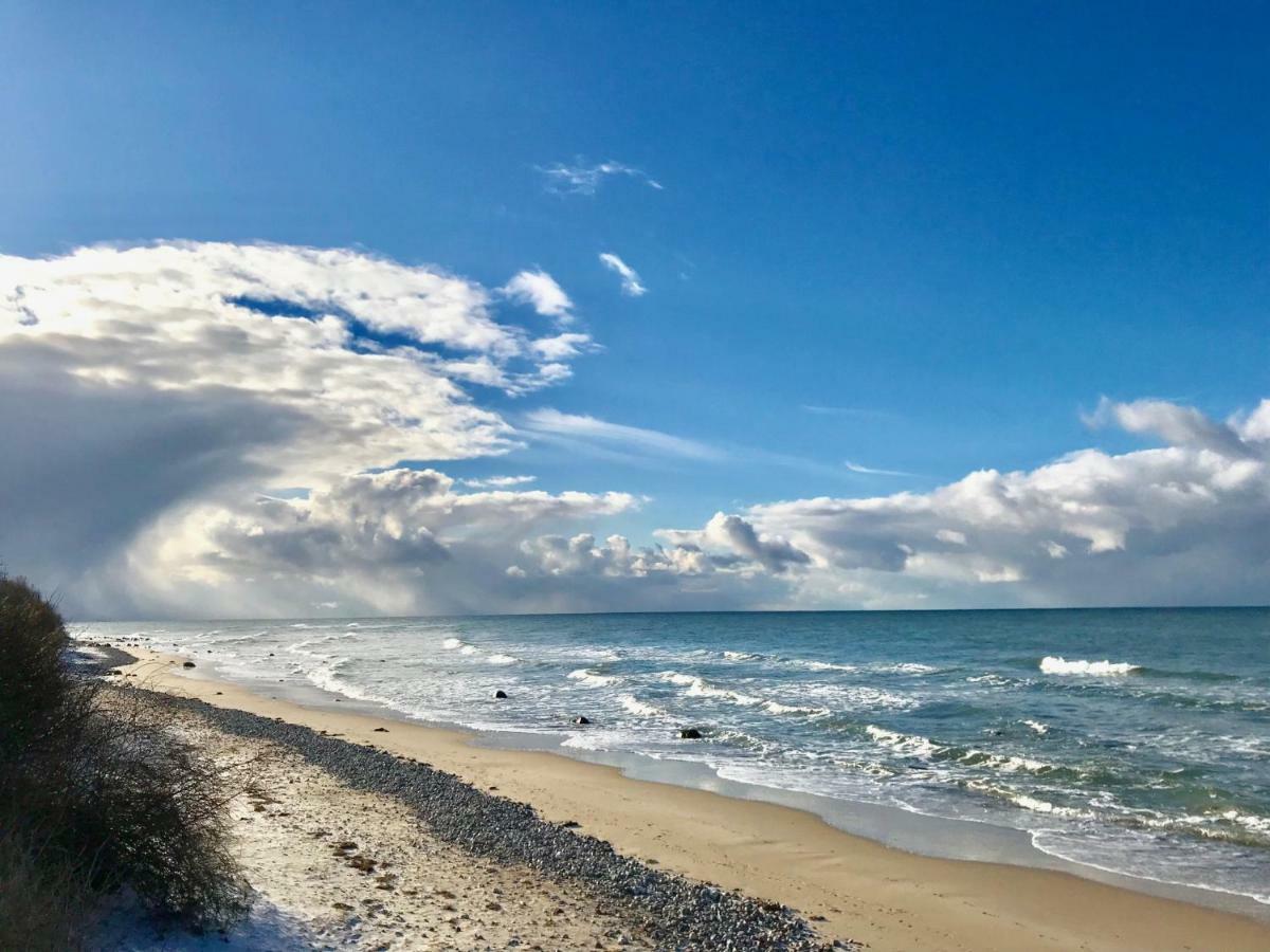 Strandnahe Ferienwohnung Ruegen Dranske Extérieur photo